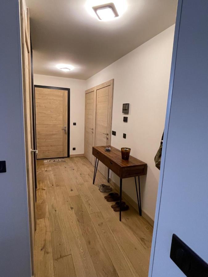 Gespere Le Stella Apartment เลส์เฌต์ ภายนอก รูปภาพ